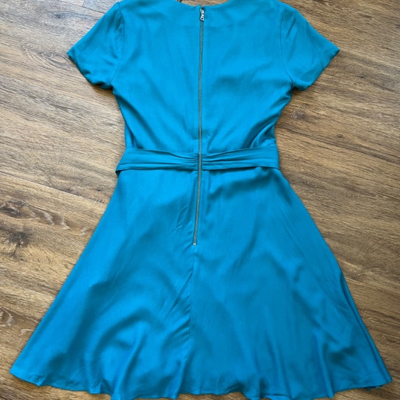 Alice + Olivia Dress - Picture 2 of 8